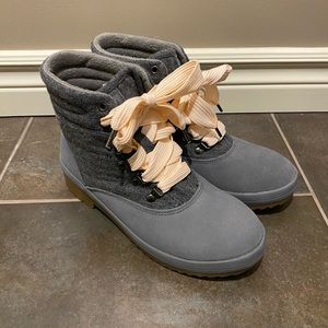 Keds Camp Boot Size 7.5 Grey